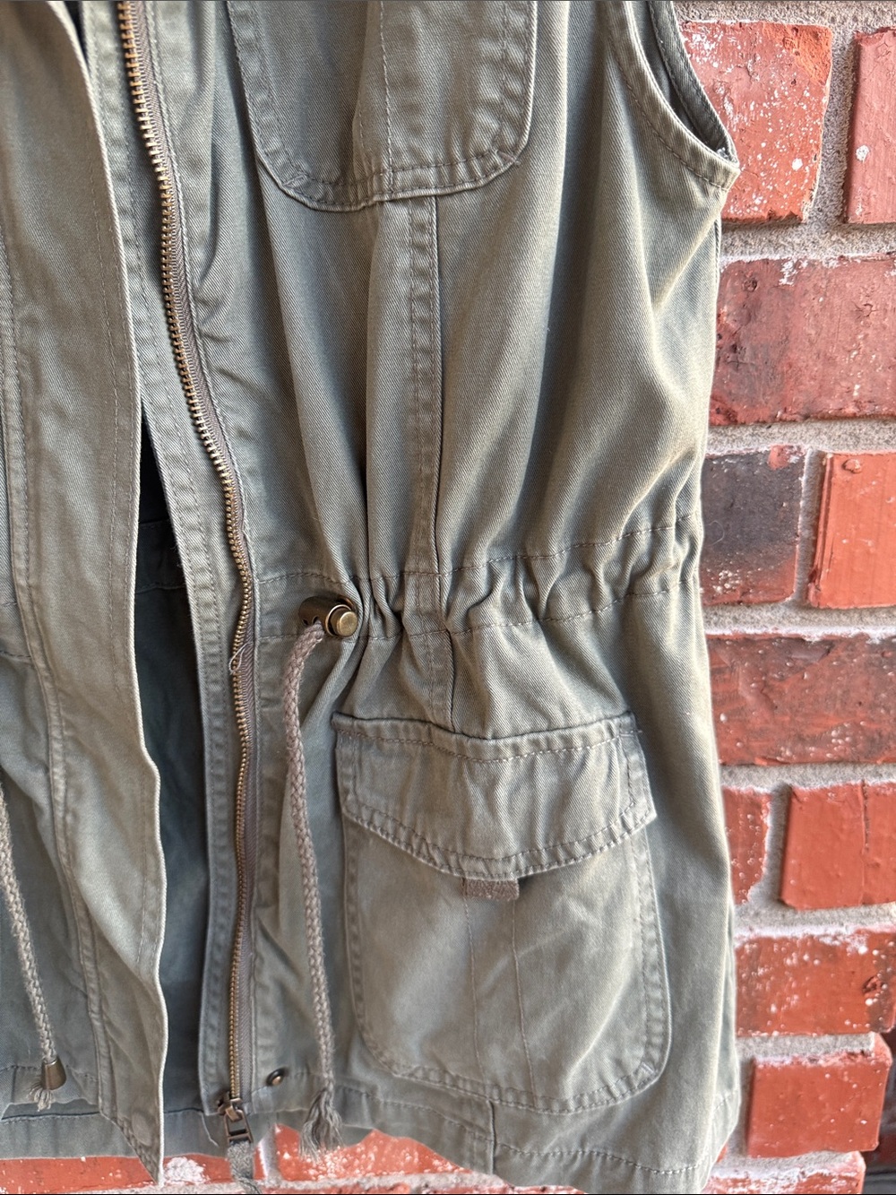 Ashley By 26 International Sage Utility Vest - Picture 2 of 10